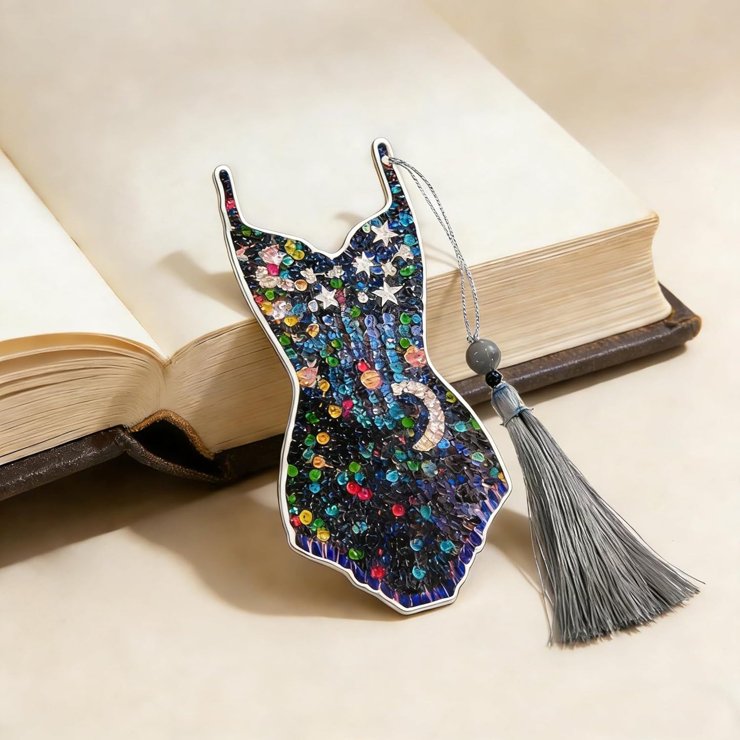 Singer Diamond Painting Bookmarks, 4 PCS Tour Concert Outfit Inspired Diamond Art Bookmark, Sparkles Bodysuit Leotard Touring Musical Gift for Fans