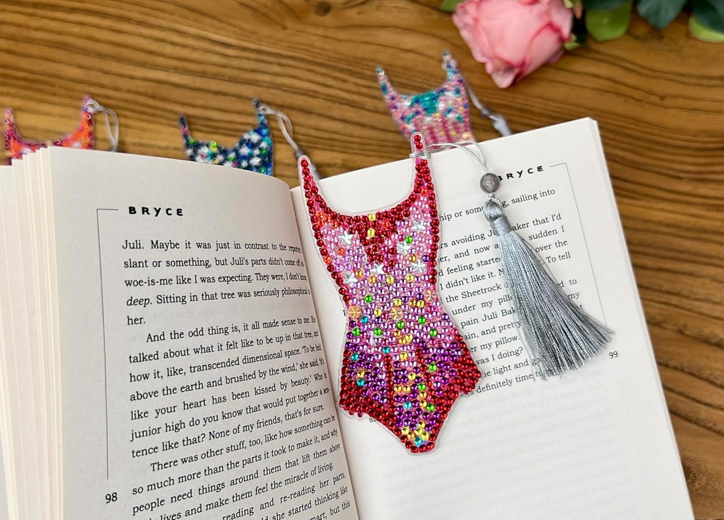 Singer Diamond Painting Bookmarks, 4 PCS Tour Concert Outfit Inspired Diamond Art Bookmark, Sparkles Bodysuit Leotard Touring Musical Gift for Fans