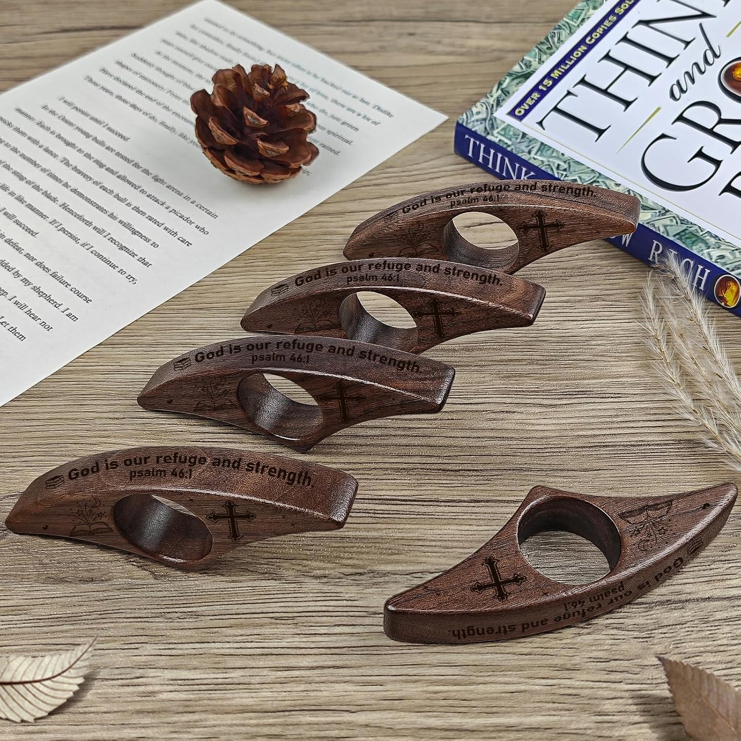 Personalized Wood Book Page Holder, Custom Book Page Holder,Handmade Thumb Bookmark, Custom Book Opener, Reading Accessories Gifts for Readers Book Lovers